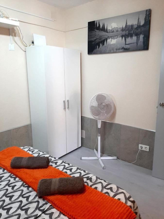 Comfortable Apartment Next To The Pools Адехе Екстериор снимка